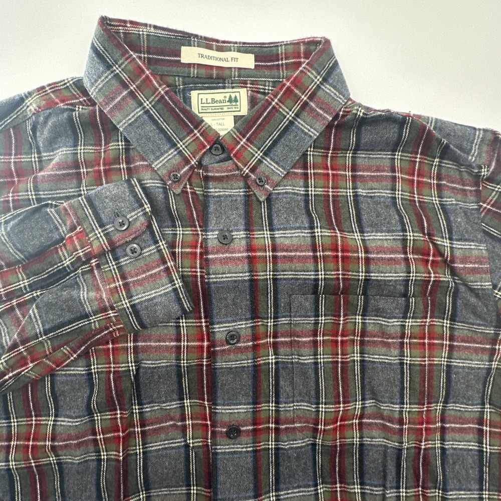 NWT L. L. Bean  Plaid‎ Shirt Traditional Fit Sz Large Tall. 100% cotton.